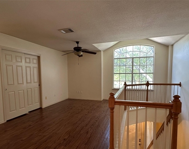 3509 Ruby Red Dr - Photo Thumbnail 3