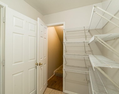 408 Woodsorrel Way - Photo Thumbnail 15