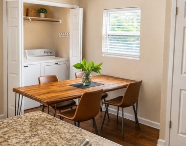 4903 Merritt Dr - Photo Thumbnail 3