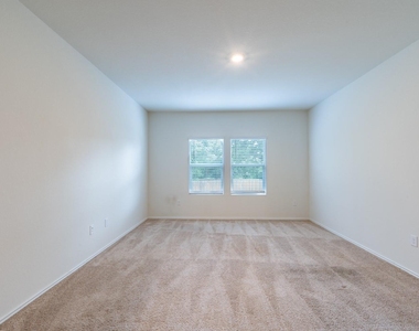 14500 Fitzgibbon Dr - Photo Thumbnail 17