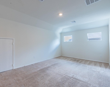 14500 Fitzgibbon Dr - Photo Thumbnail 22