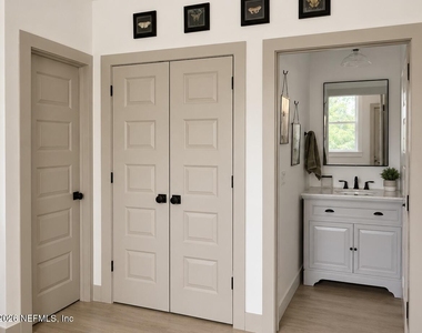 1200 N Clay Street - Photo Thumbnail 36