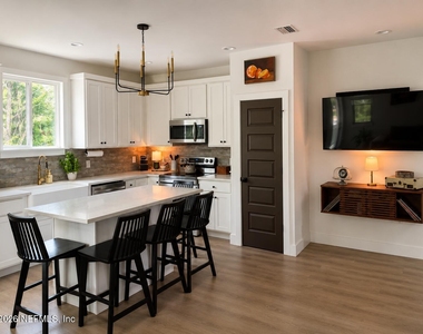 1200 N Clay Street - Photo Thumbnail 11