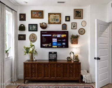 1200 N Clay Street - Photo Thumbnail 9
