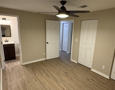 8036 Delaroche Drive - Photo Thumbnail 17