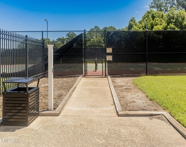 1714 Ashmore Green Drive - Photo Thumbnail 16