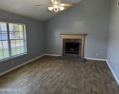 11510 Silk Oak Lane - Photo Thumbnail 5