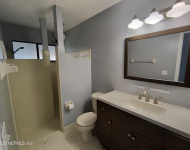 11510 Silk Oak Lane - Photo Thumbnail 10