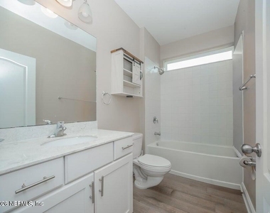 65 Creekmore Drive - Photo Thumbnail 14