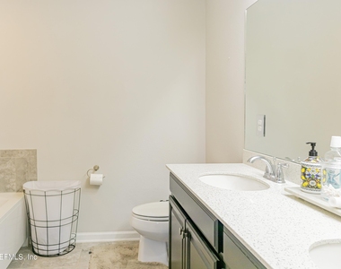 7112 Emsley Circle - Photo Thumbnail 6