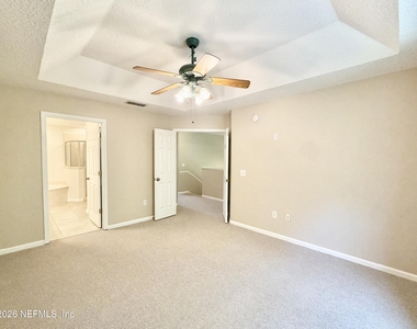 1720 Cross Pines Drive - Photo Thumbnail 12