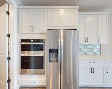 90 Oak Knoll Court - Photo Thumbnail 8