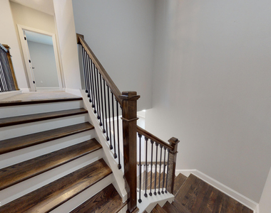 90 Oak Knoll Court - Photo Thumbnail 10