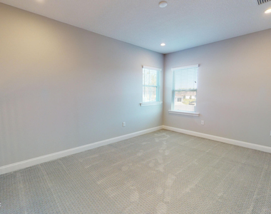 90 Oak Knoll Court - Photo Thumbnail 20