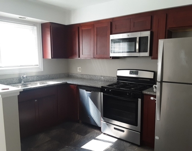 741 Mulford Street - Photo Thumbnail 6