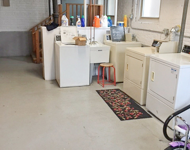 318 Sherman Avenue - Photo Thumbnail 13