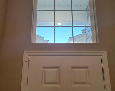 95 Bloomfield Way - Photo Thumbnail 15