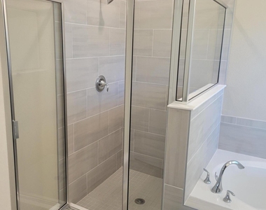 95 Bloomfield Way - Photo Thumbnail 21
