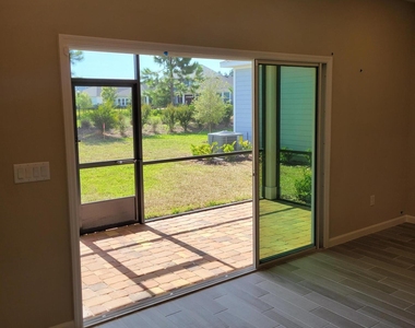 95 Bloomfield Way - Photo Thumbnail 11