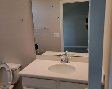 95 Bloomfield Way - Photo Thumbnail 23