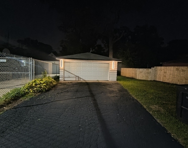 9637 S Wood Street - Photo Thumbnail 25