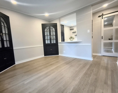 9637 S Wood Street - Photo Thumbnail 10