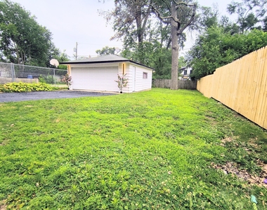 9637 S Wood Street - Photo Thumbnail 23