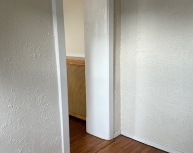 847 Hannah Avenue - Photo Thumbnail 10