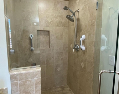 5009 River Bend Drive Drive N - Photo Thumbnail 23
