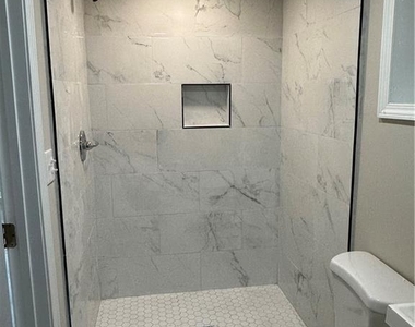 422 Emmett Street - Photo Thumbnail 14