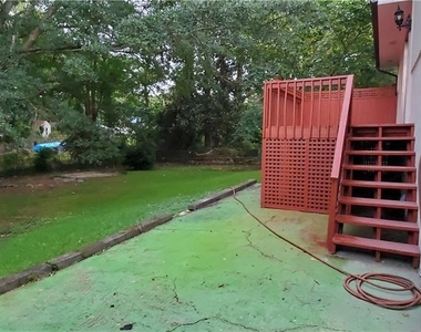 422 Emmett Street - Photo Thumbnail 15