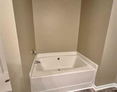 1619 Park Brooke Circle Sw - Photo Thumbnail 12