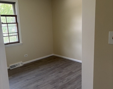 5535 131st Street - Photo Thumbnail 6