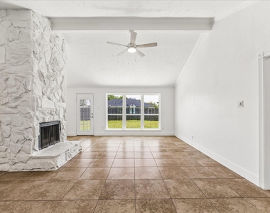 10111 Limewood Lane - Photo Thumbnail 2