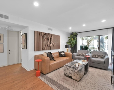 12100 Melville Drive - Photo Thumbnail 18
