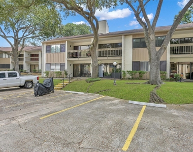 12100 Melville Drive - Photo Thumbnail 5