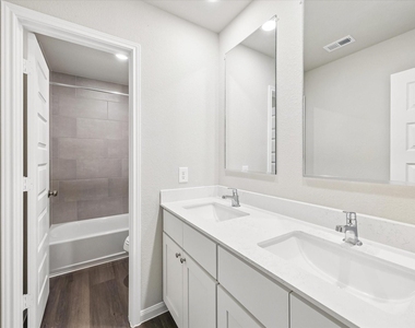 13520 Sauger Court - Photo Thumbnail 21
