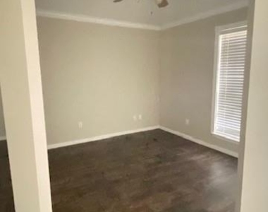 2216 Westminister Street - Photo Thumbnail 5