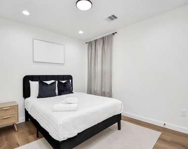 8109 Ethel Street - Photo Thumbnail 12