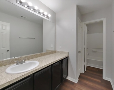 21402 Palma Grove Way - Photo Thumbnail 12