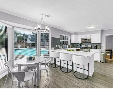 7606 Magnolia Shadows Lane - Photo Thumbnail 5