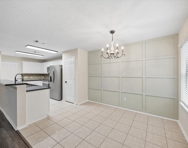7 Wineberry Place - Photo Thumbnail 10