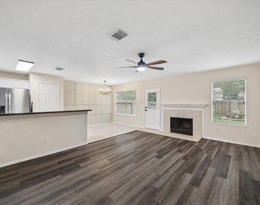 7 Wineberry Place - Photo Thumbnail 4