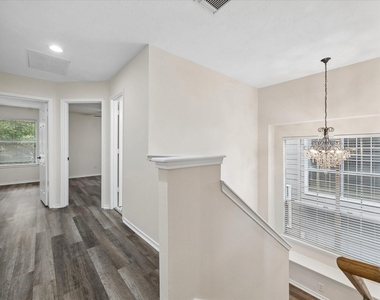 7 Wineberry Place - Photo Thumbnail 14