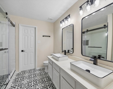 7 Wineberry Place - Photo Thumbnail 18