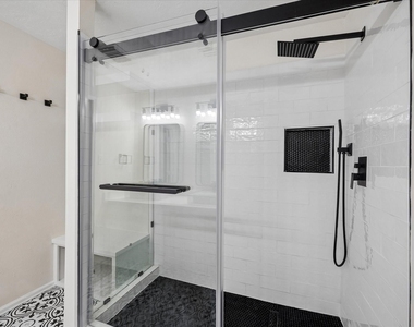 7 Wineberry Place - Photo Thumbnail 19