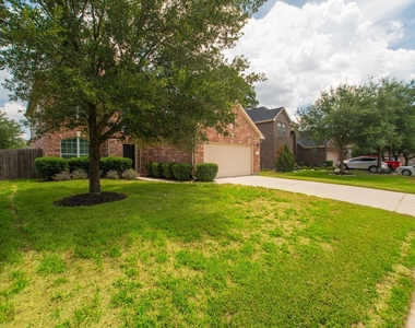 25618 Crisp Spring Lane - Photo Thumbnail 3