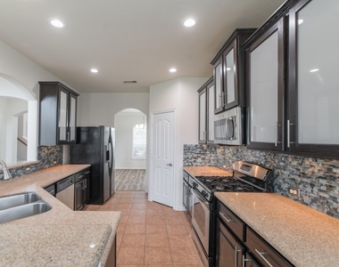 25618 Crisp Spring Lane - Photo Thumbnail 16