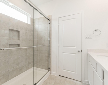 9723 Rialto Heights Drive - Photo Thumbnail 22