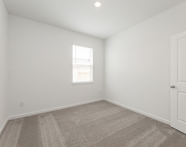 9723 Rialto Heights Drive - Photo Thumbnail 27